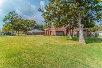 1006 Sandra Lane, Grand Prairie, TX 75052 - Photo 35