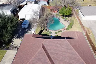 1006 Sandra Ln, Grand Prairie, TX 75052 - Photo 5