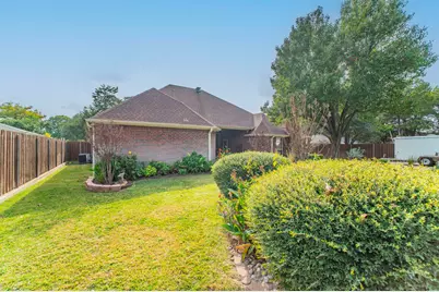 1006 Sandra Lane, Grand Prairie, TX 75052 - Photo 39