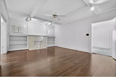 916 E Hubbard Street, Mineral Wells, TX 76067 - Photo 5