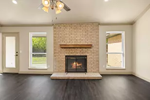 732 Kensington Ln, Mansfield, TX 76063 - Photo 5