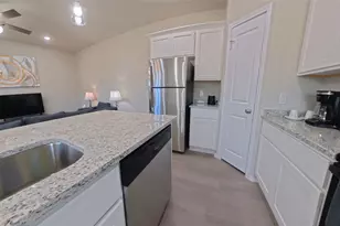 3501 E Renfro St, Burleson, TX 76028 - Photo 9