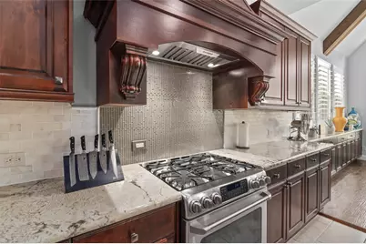 110 Stallion Lane, Hickory Creek, TX 75065 - Photo 9