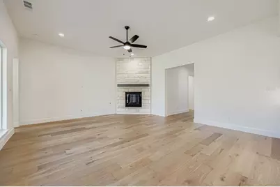 1805 Flowerfield Lane, Mansfield, TX 76063 - Photo 5