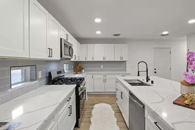 1008 Western Hills Drive, Sherman, TX 75092 - Photo 9