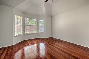 10106 Green Ct, Irving, TX 75063 - Photo 17