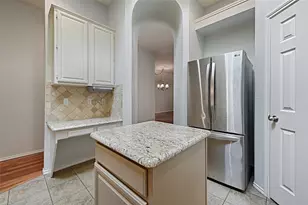 10106 Green Ct, Irving, TX 75063 - Photo 15