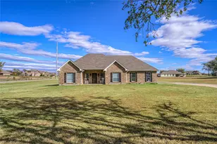 10264 Farmington Rd, Van Alstyne, TX 75495 - Photo 3