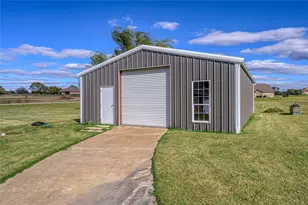 10264 Farmington Rd, Van Alstyne, TX 75495 - Photo 29