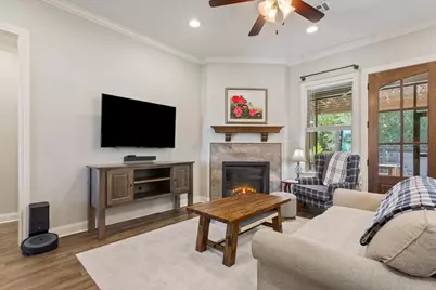 10257 Creekside, Waco, TX 76712 - Photo 3