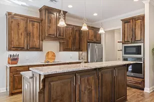 10257 Creekside, Waco, TX 76712 - Photo 11