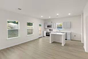 936 Holly Ave, Sherman, TX 75092 - Photo 7