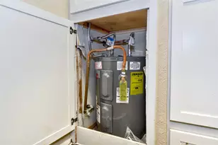 9696 Walnut St, Dallas, TX 75243 - Photo 29