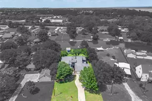 11972 Younger Ct, Azle, TX 76020 - Photo 3