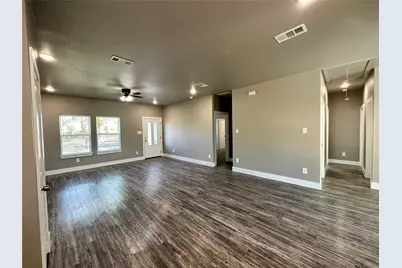 500 Como Street S, Sulphur Springs, TX 75482 - Photo 9