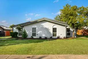 11353 Quail Run St, Dallas, TX 75238 - Photo 13