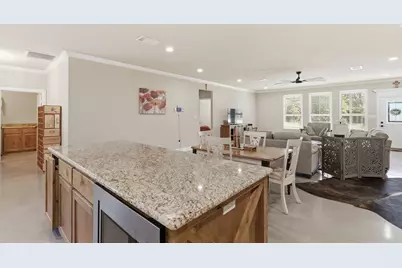 333 Loggins Trail, Poolville, TX 76487 - Photo 15