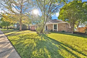 3510 Malinda Ln, Rowlett, TX 75088 - Photo 3