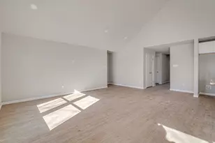 6620 Chapel Ln, Lake Worth, TX 76135 - Photo 9