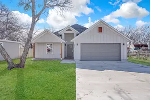 6620 Chapel Ln, Lake Worth, TX 76135 - Photo 1