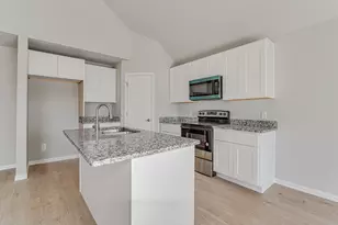 6620 Chapel Ln, Lake Worth, TX 76135 - Photo 13