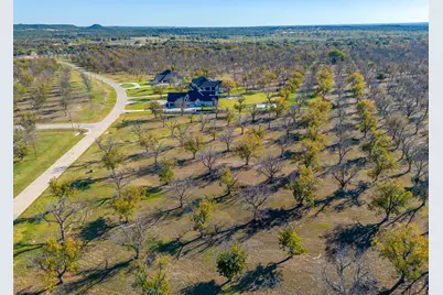 8313 W Landings Road, Granbury, TX 76049 - Photo 3