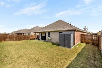 1302 Colonial Bluff Lane, Princeton, TX 75407 - Photo 25