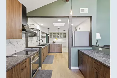 4704 Three River Court, Fort Worth, TX 76103 - Photo 7