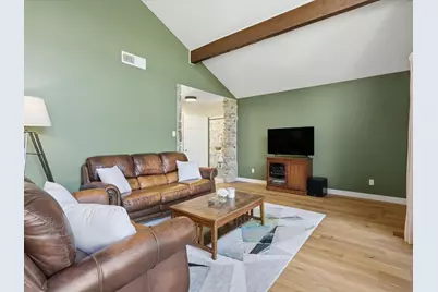 4704 Three River Court, Fort Worth, TX 76103 - Photo 5