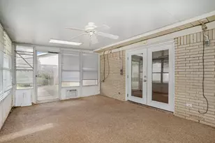 2420 Monterrey St, Arlington, TX 76015 - Photo 11