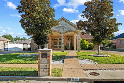 816 Amherst Drive, Waxahachie, TX 75165 - Photo 1