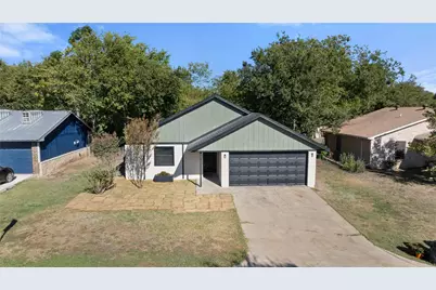 1727 Doyle, Granbury, TX 76048 - Photo 1