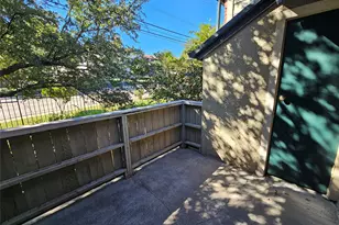 8601 Park Ln, Dallas, TX 75231 - Photo 19