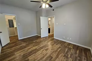 8601 Park Ln, Dallas, TX 75231 - Photo 17