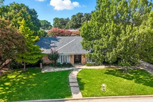 3904 Stonehenge Rd, Fort Worth, TX 76109 - Photo 39