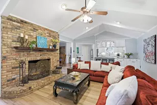 3904 Stonehenge Rd, Fort Worth, TX 76109 - Photo 9