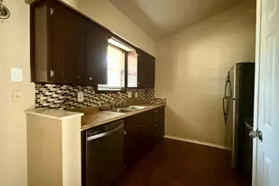 4237 Upland Way, Garland, TX 75042 - Photo 5