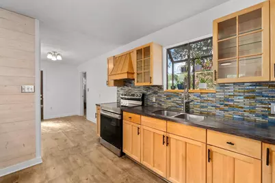 501 Twin Oaks Trail, Dripping Springs, TX 78620 - Photo 11