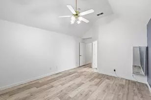 3528 Eisenhower St, Carrollton, TX 75007 - Photo 23