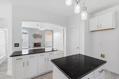 3528 Eisenhower Street, Carrollton, TX 75007 - Photo 17