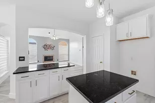 3528 Eisenhower St, Carrollton, TX 75007 - Photo 17