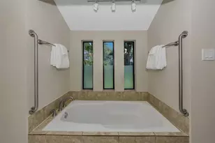 4020 Flintridge Dr, Irving, TX 75038 - Photo 19