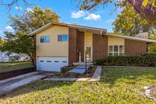 507 Galia St, Bowie, TX 76230 - Photo 1