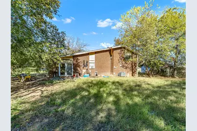 507 Galia Street, Bowie, TX 76230 - Photo 15