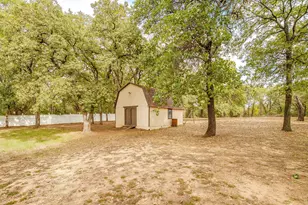 6061 Carey Rd, Fort Worth, TX 76140 - Photo 37