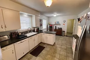 826 Sylvania Dr, Dallas, TX 75218 - Photo 13