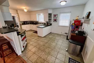 826 Sylvania Dr, Dallas, TX 75218 - Photo 9