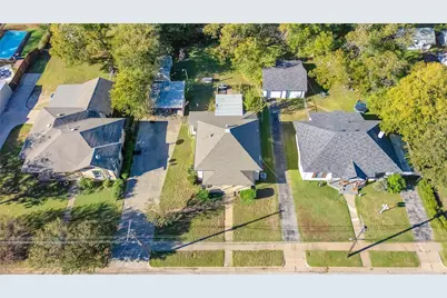 311 N Pendell Avenue, Cleburne, TX 76033 - Photo 27