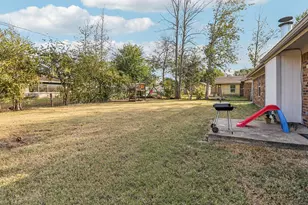 413 Chimney Rock Rd, Everman, TX 76140 - Photo 5