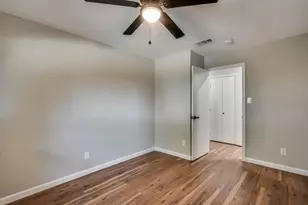 208 Wedgewood Ln, Cedar Hill, TX 75104 - Photo 19